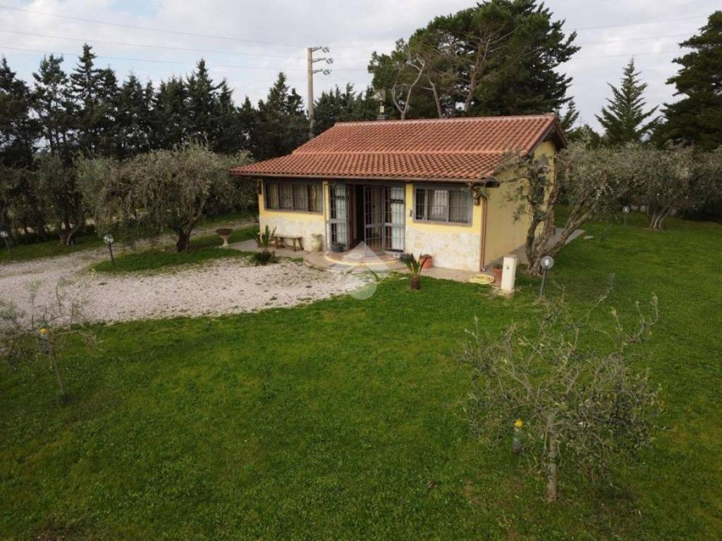 Rustico / casale a Montalto di castro in Str. della Sugarella - Foto 3