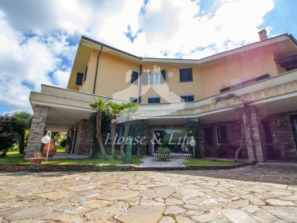 Villa a Sassari in Via Pietro Nenni - Foto 3
