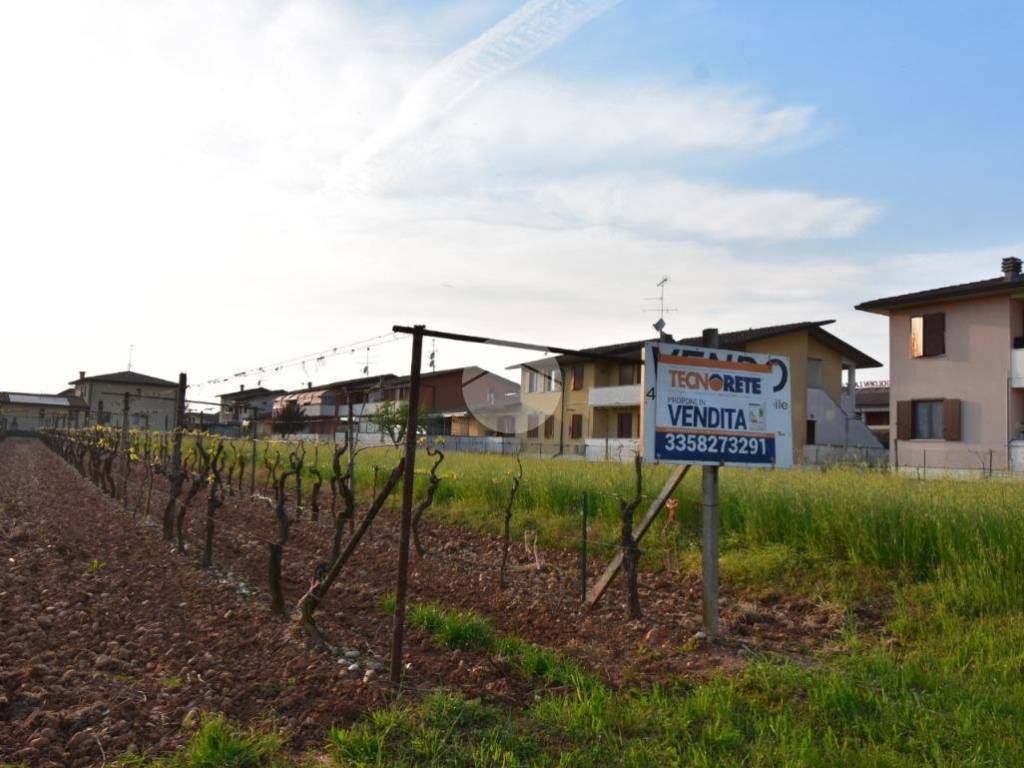 Terreno a Castiglione delle stiviere in Via Torquato Tasso, 31 - Foto 3