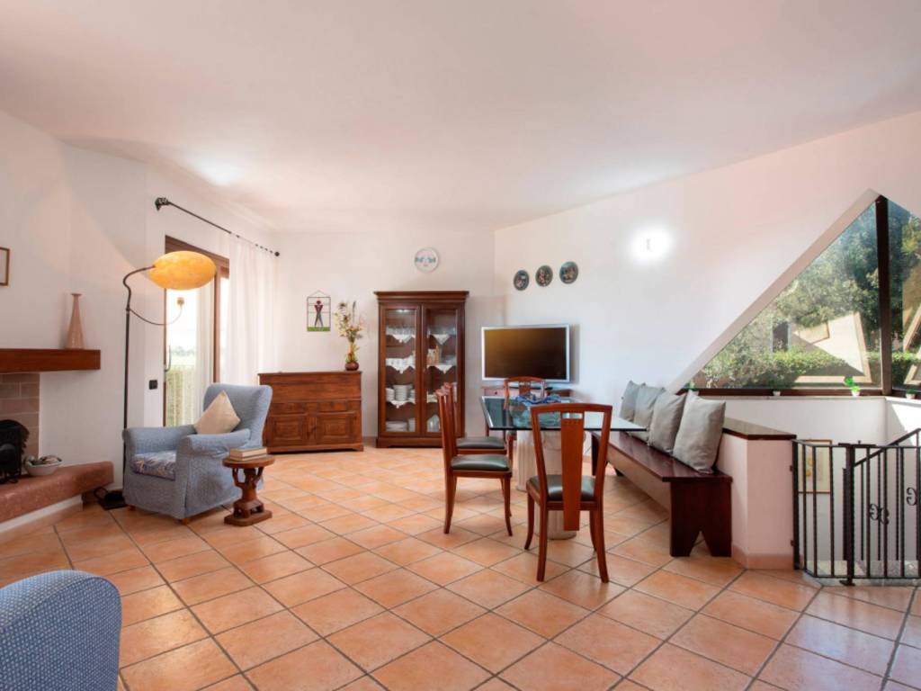 Villa a Pula in Località Is Molas - Foto 4