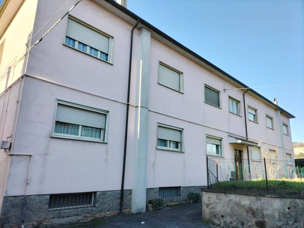 Appartamento a Caprarola in Via Roma - Foto 4