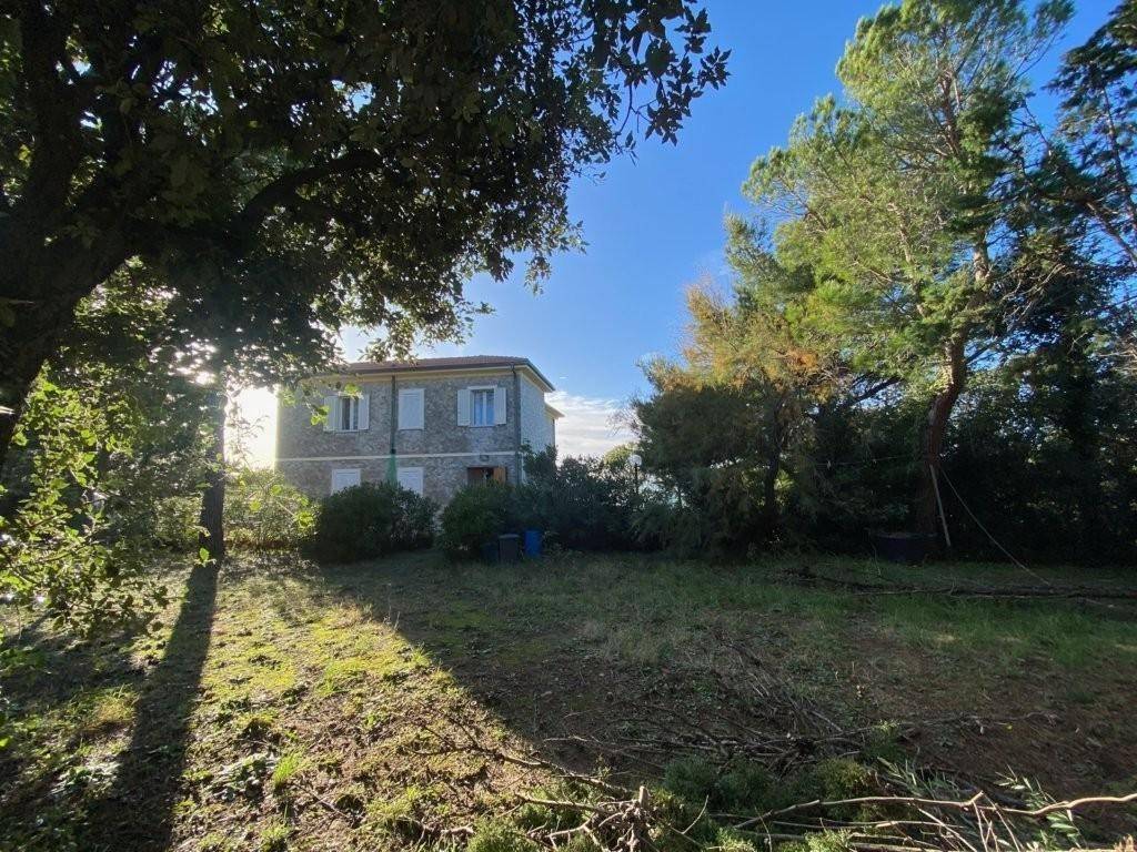 Villa a Rosignano marittimo in Via Bengasi, 66 - Foto 3