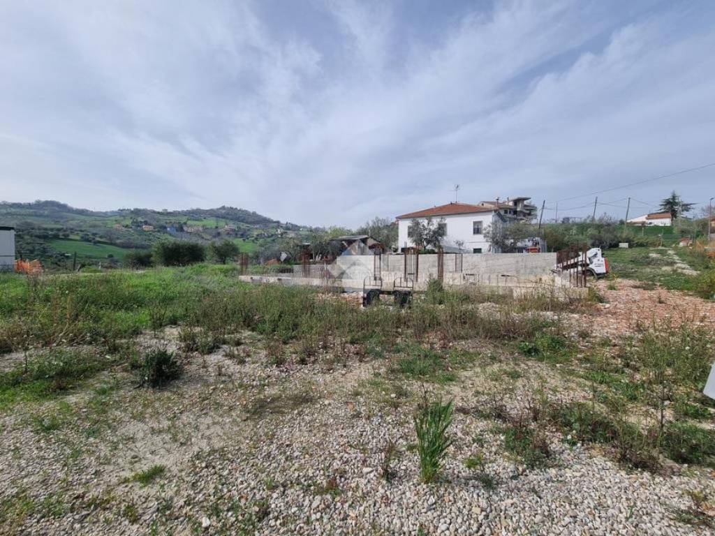 Terreno a Canzano in Località Casale, 12 - Foto 4