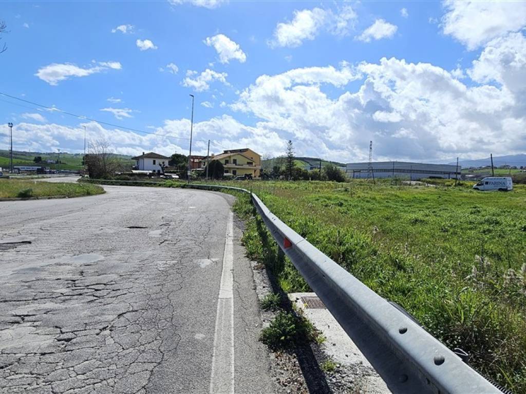 Terreno a Atessa in Via Vienne, 61 - Foto 3