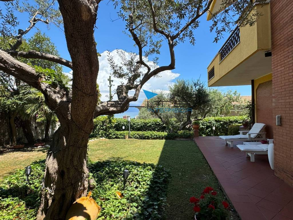 Villa a Pescara in Via Peschiera - Foto 2