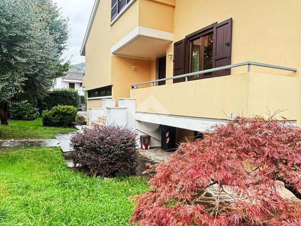 Villa a Rezzato in Via Kennedy, 101 - Foto 2