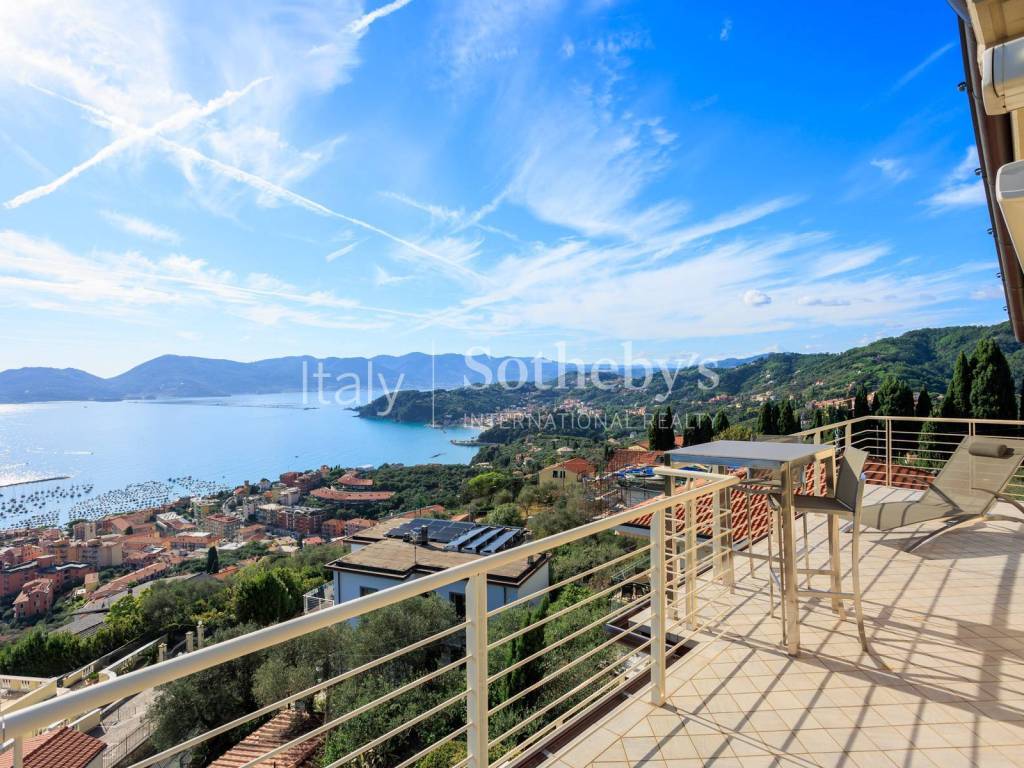 Attico / mansarda a Lerici in Via Giacomo Matteotti - Foto 3