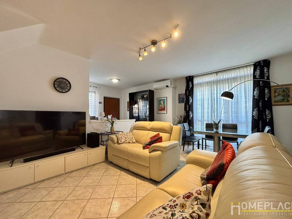 Villa a Frascati in Via del Frantoio Romano, 115 - Foto 4