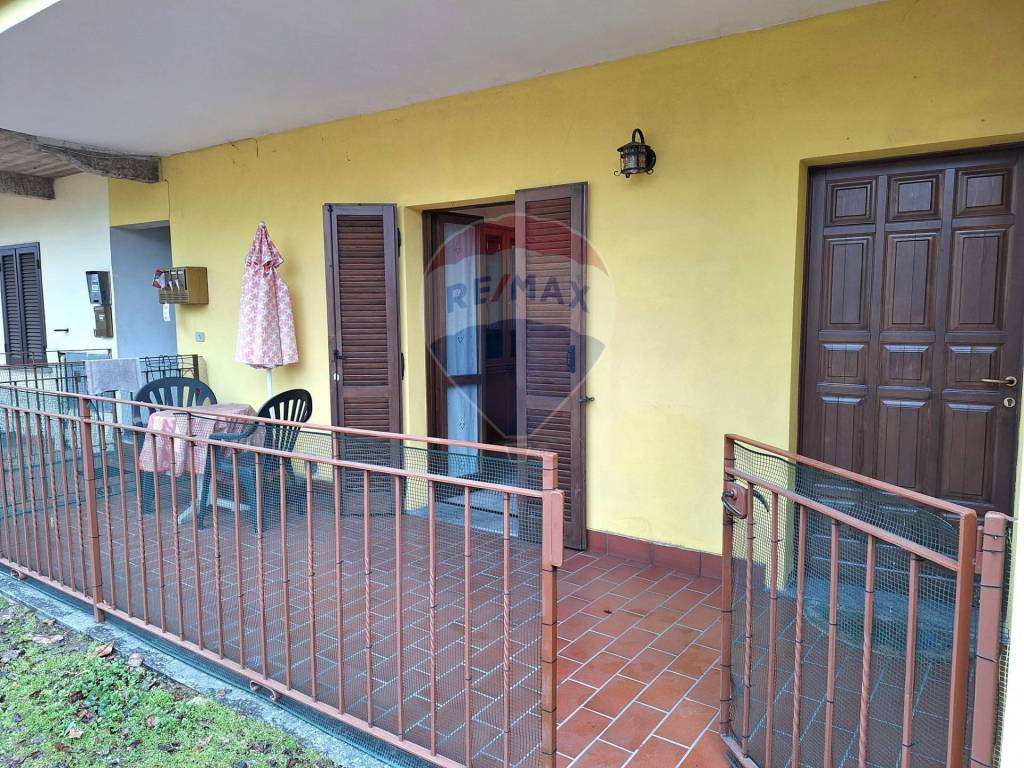 Appartamento a Brebbia in Via Piave, 3 - Foto 2