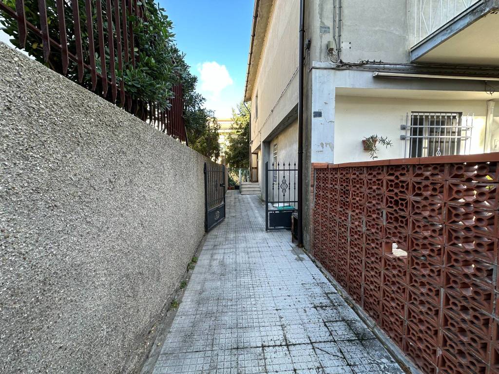Appartamento a Castelfidardo in Via Dante Alighieri, 67 - Foto 3