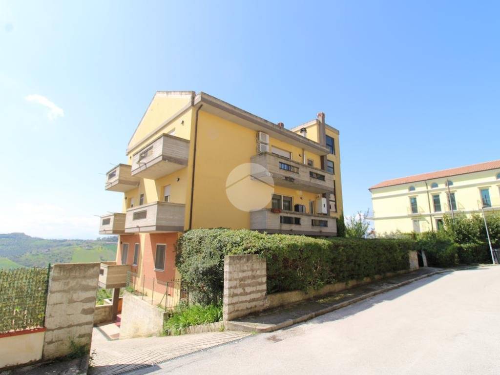 Appartamento a Atri in Via Michele Cascella, 8 - Foto 2