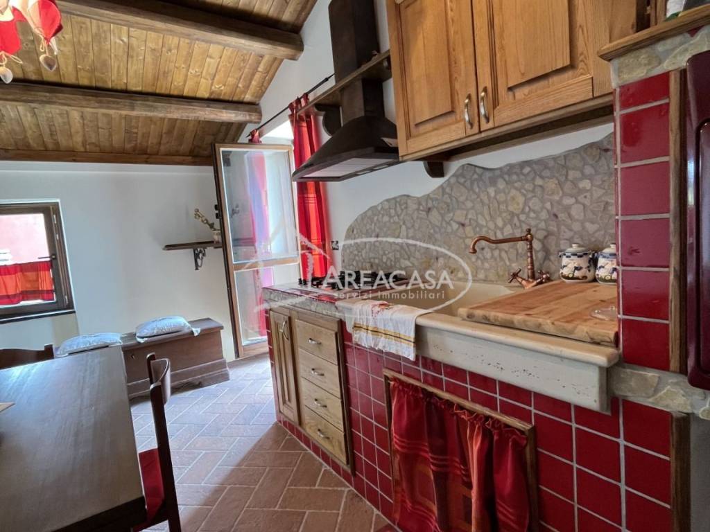 Casa indipendente a Acquasanta terme in Frazione Fleno - Foto 5