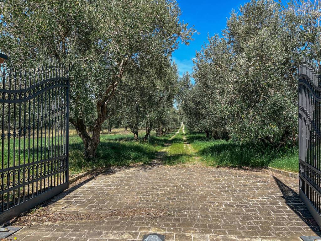 Villa a Maiolati spontini in Via Cimitero, 20 - Foto 3
