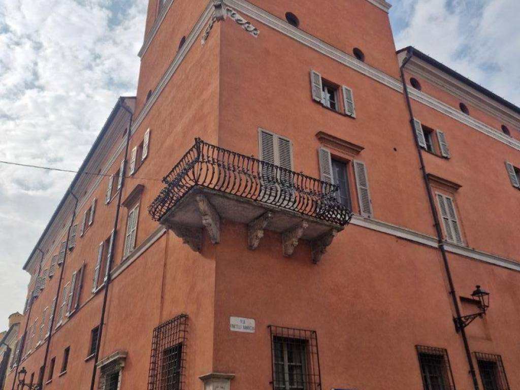 Appartamento a Mantova in Via Giovanni Arrivabene, 14 - Foto 2