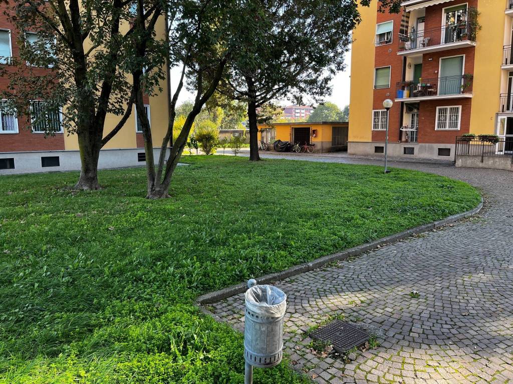 Appartamento a Milano in Via Quinto Romano, 76 - Foto 2