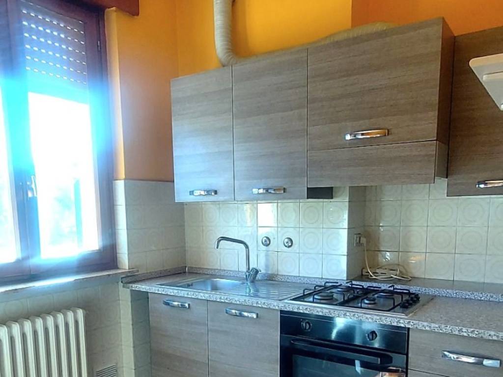 Appartamento a Busto arsizio in via Merlo Padre Carlo, 30 - Foto 5