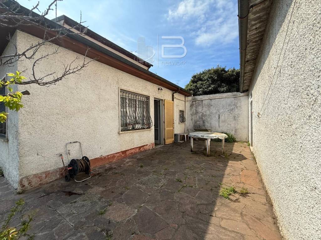 Villa a Viareggio in Via Giovanni Oberdan, 31 - Foto 4