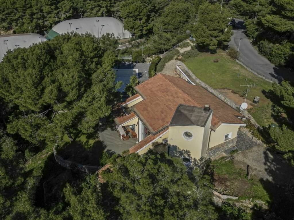 Villa a Andora in Via San Martino, 6 - Foto 2
