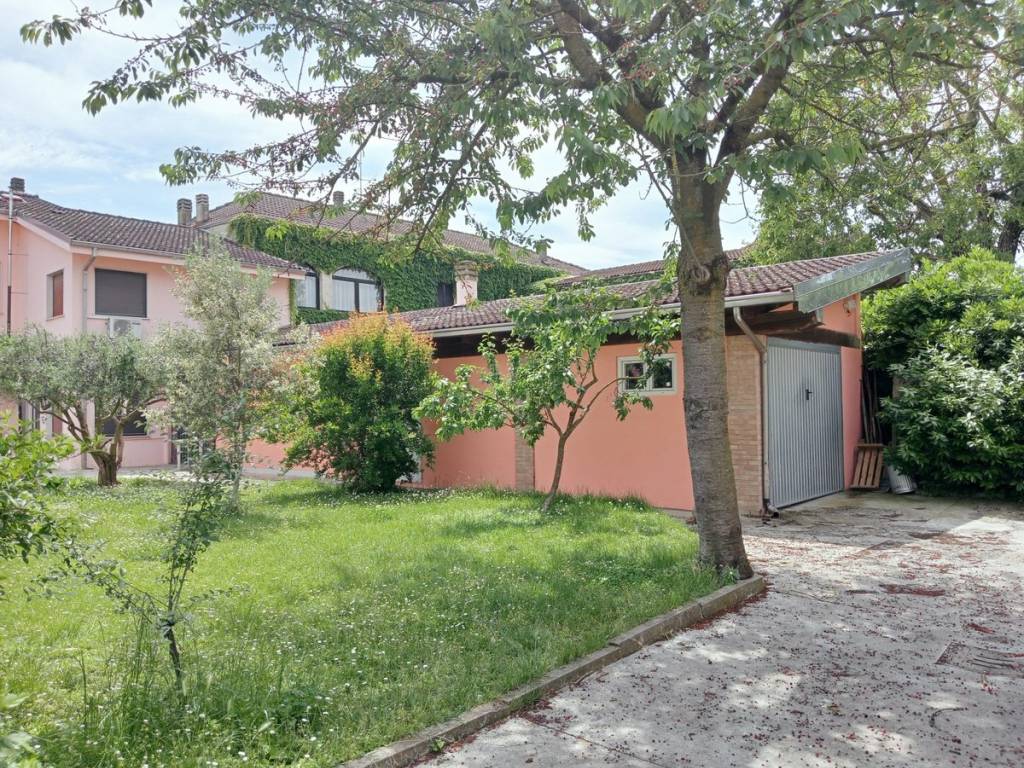 Villa a Alessandria - Foto 3