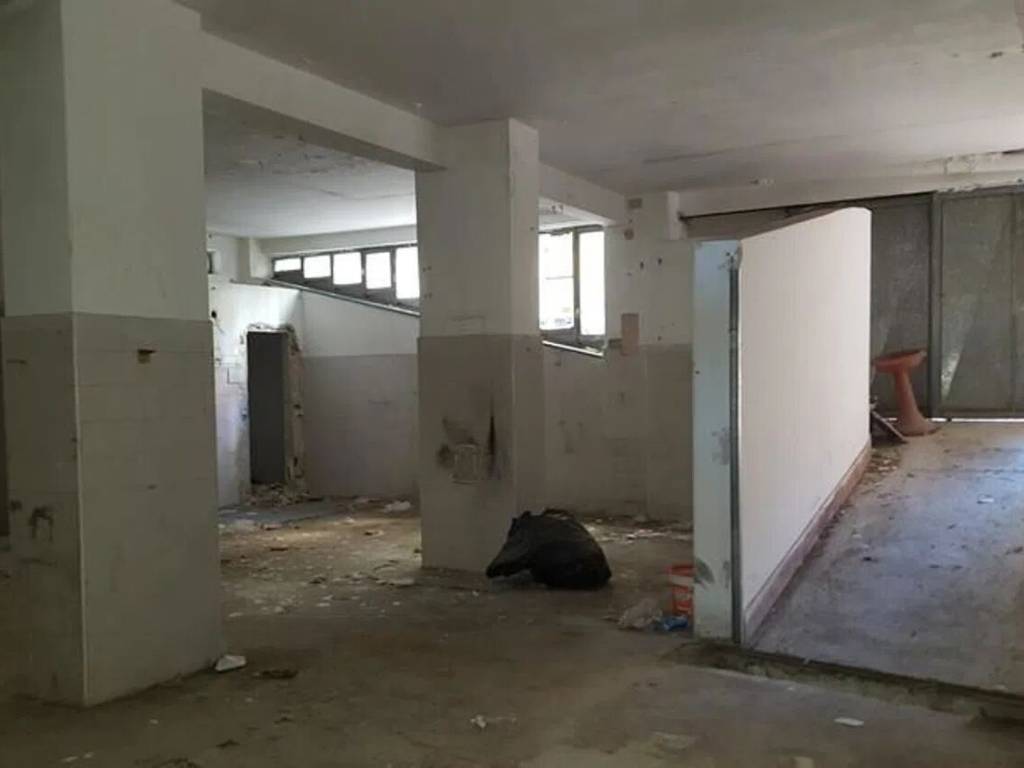 Immobile a Salerno in Via Palinuro S.N.C. - Foto 2