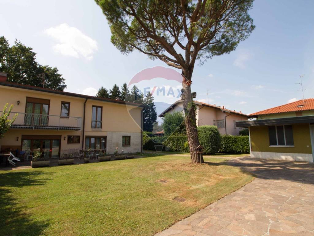 Villa a Gallarate - Foto 2