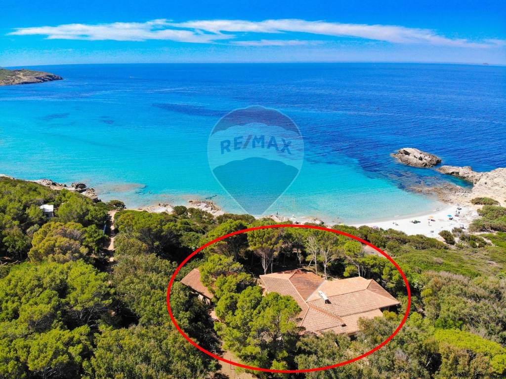 Villa a Sant'anna arresi in Via Del Pino D'Aleppo - Foto 3