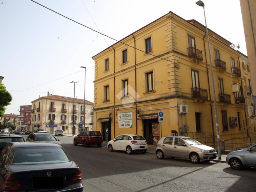 Box / garage a Cosenza in via Romualdo Montagna, 3 - Foto 2