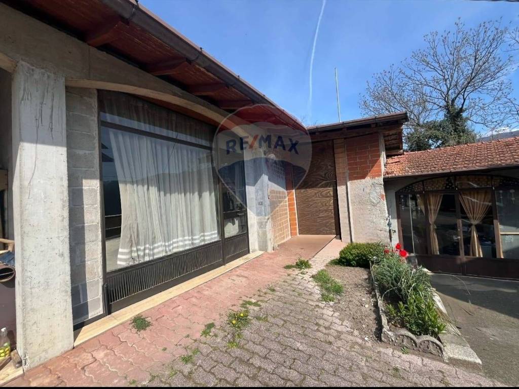 Casa indipendente a Cassano valcuvia in Via Campi Lunghi, 440 - Foto 2