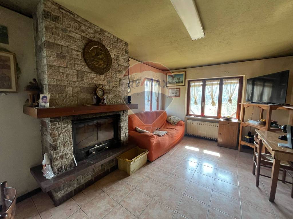 Casa indipendente a Cassano valcuvia in Via Campi Lunghi, 440 - Foto 3