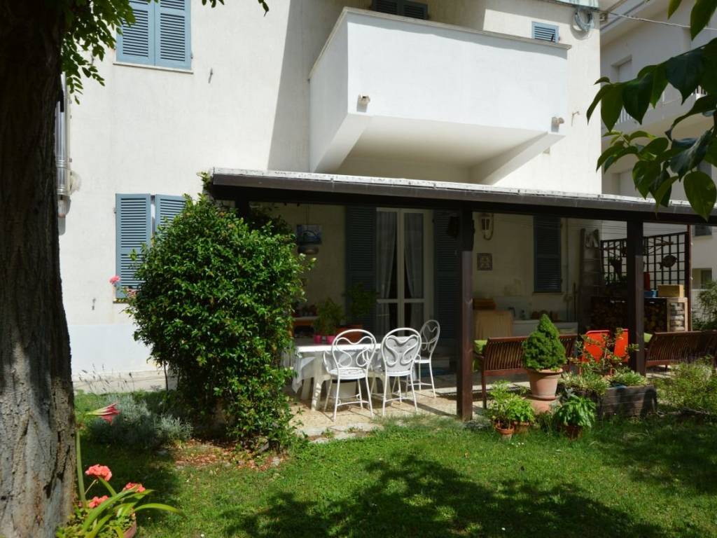 Villa a Jesi in Via Cupramontana - Foto 2