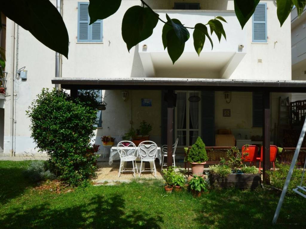 Villa a Jesi in Via Cupramontana - Foto 3