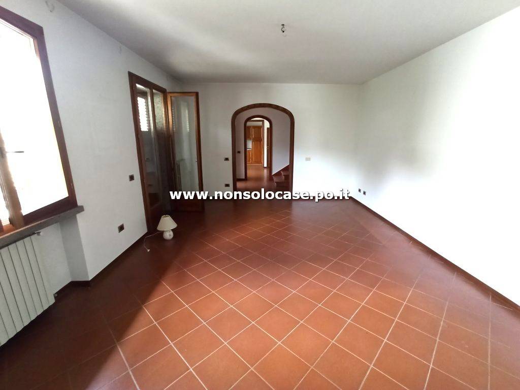 Villa a Vaiano in Via Alcide De Gasperi - Foto 3