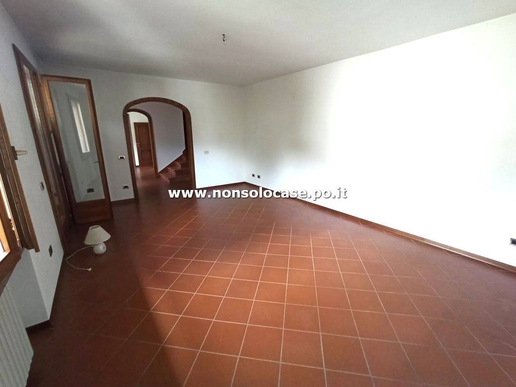Villa a Vaiano in Via Alcide De Gasperi - Foto 4