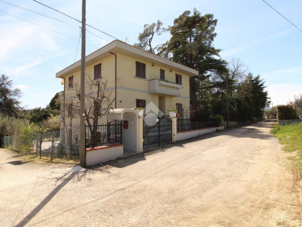 Villa a Teramo in Via Luigi Marcozzi, 10 - Foto 2