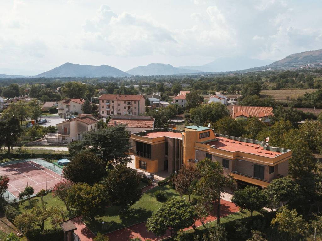 Villa a San pietro infine in Via Casilina, 15 - Foto 3