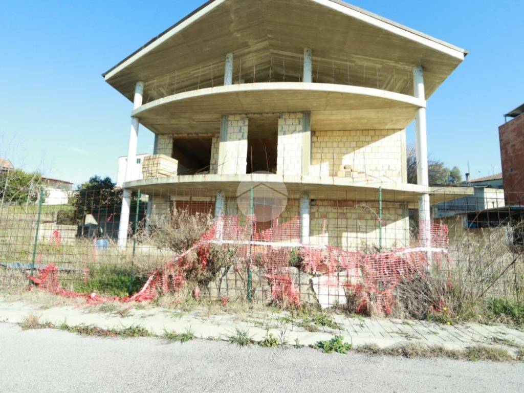 Villa a Spoltore in Via fratelli bandiera, 1 - Foto 2