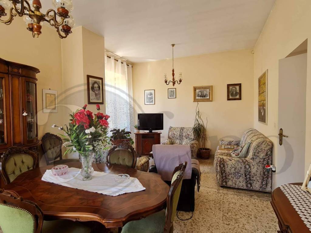 Casa indipendente a Sora in Via San Giuliano Sura - Foto 2
