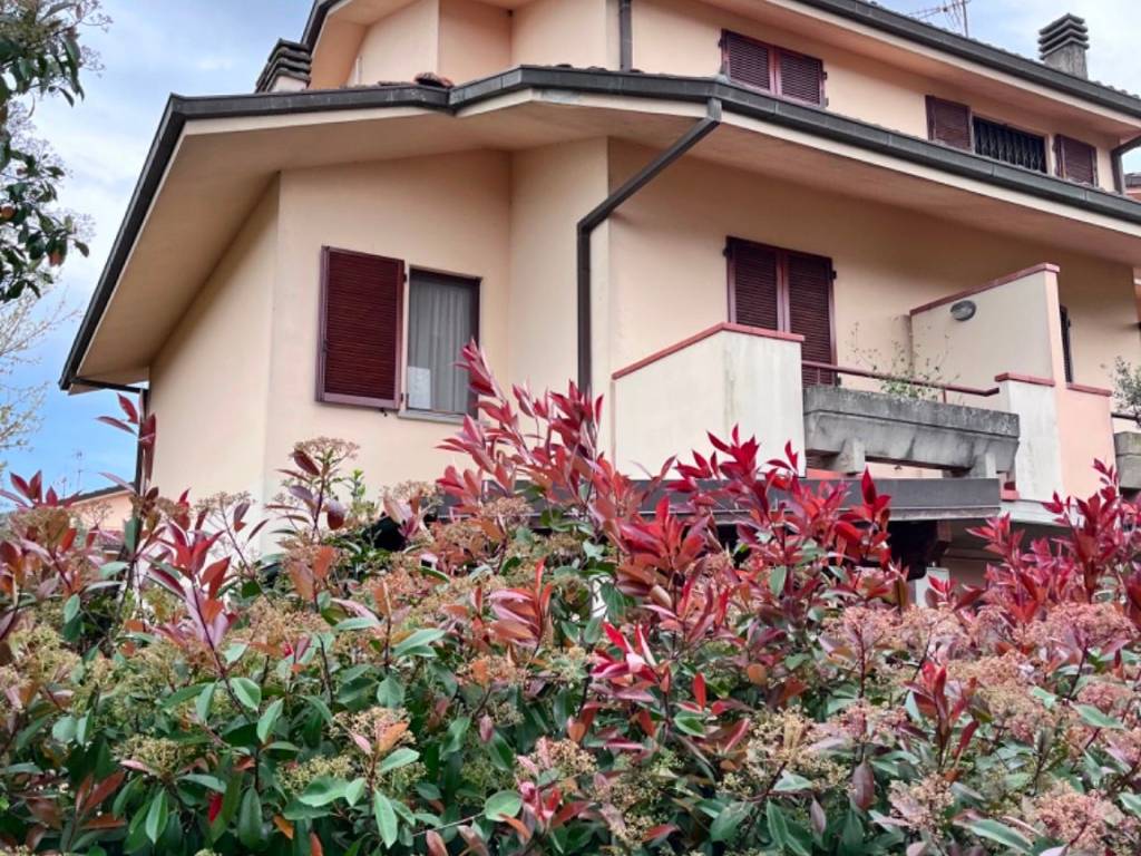 Villa a Buggiano in Via Arturo Toscanini - Foto 2