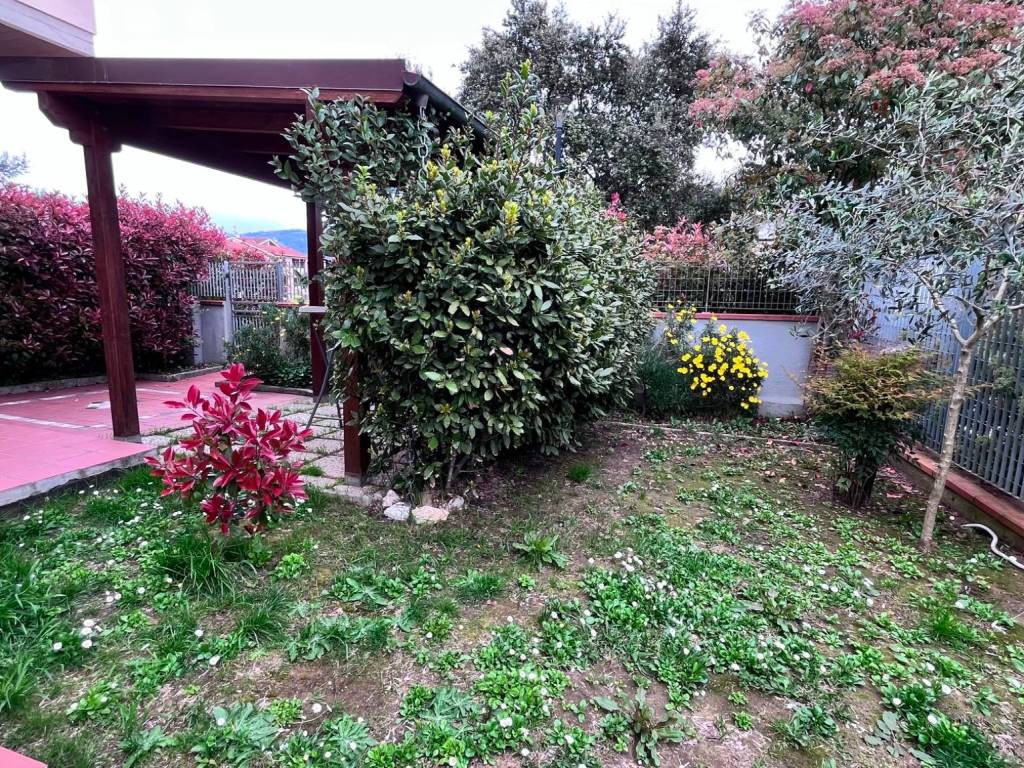 Villa a Buggiano in Via Arturo Toscanini - Foto 4