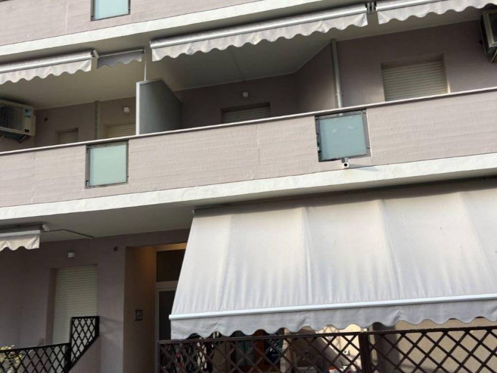 Appartamento a Alba adriatica in Via Calabria, 14 - Foto 4