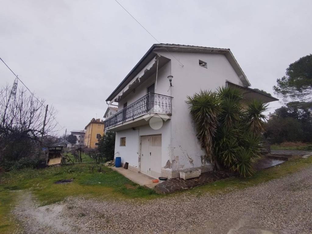 Casa indipendente a Perugia in Strada marscianese, 257 - Foto 2
