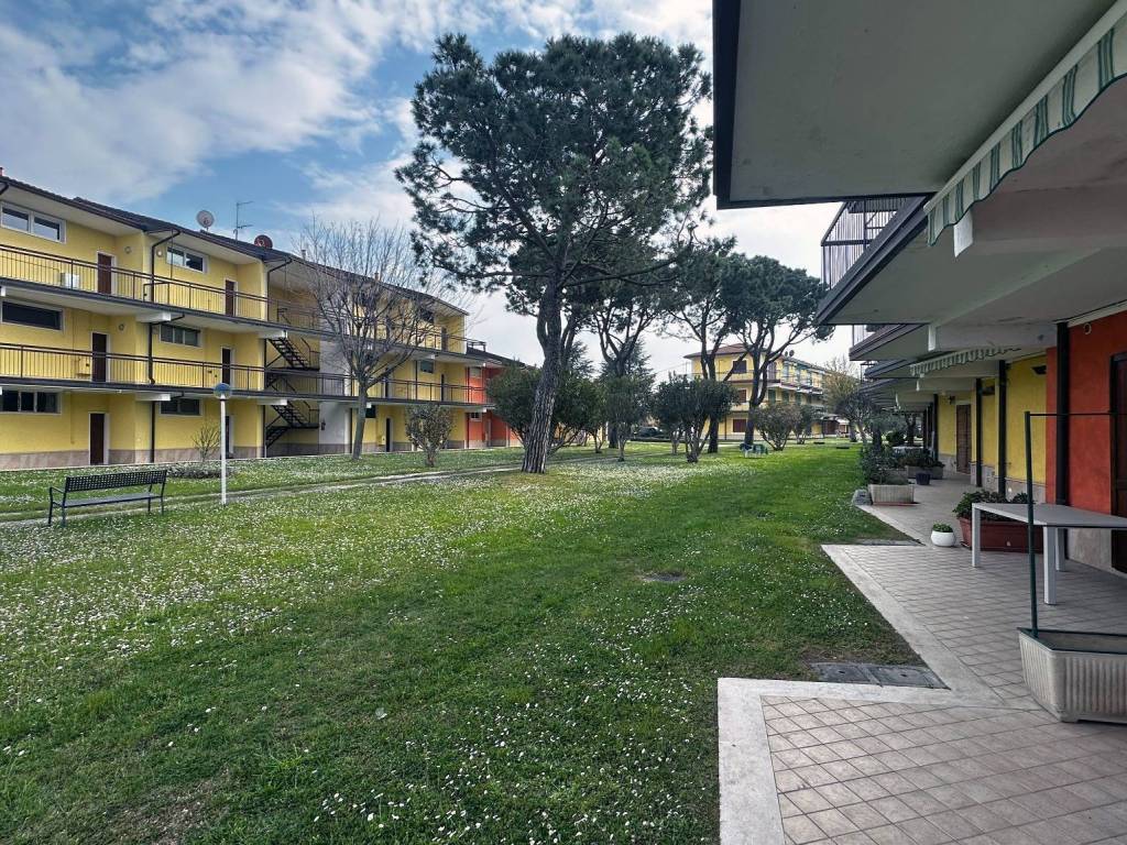 Appartamento a Manerba del garda in Via Giuseppe Verdi - Foto 2