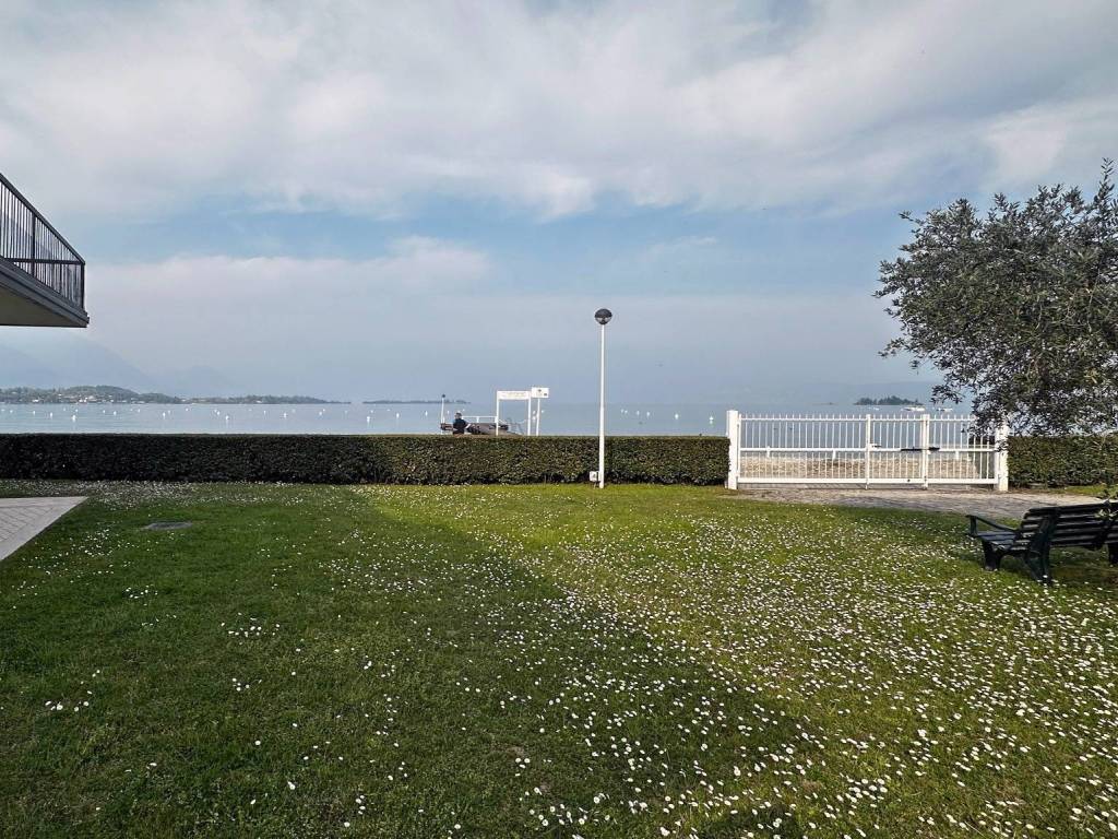 Appartamento a Manerba del garda in Via Giuseppe Verdi - Foto 3