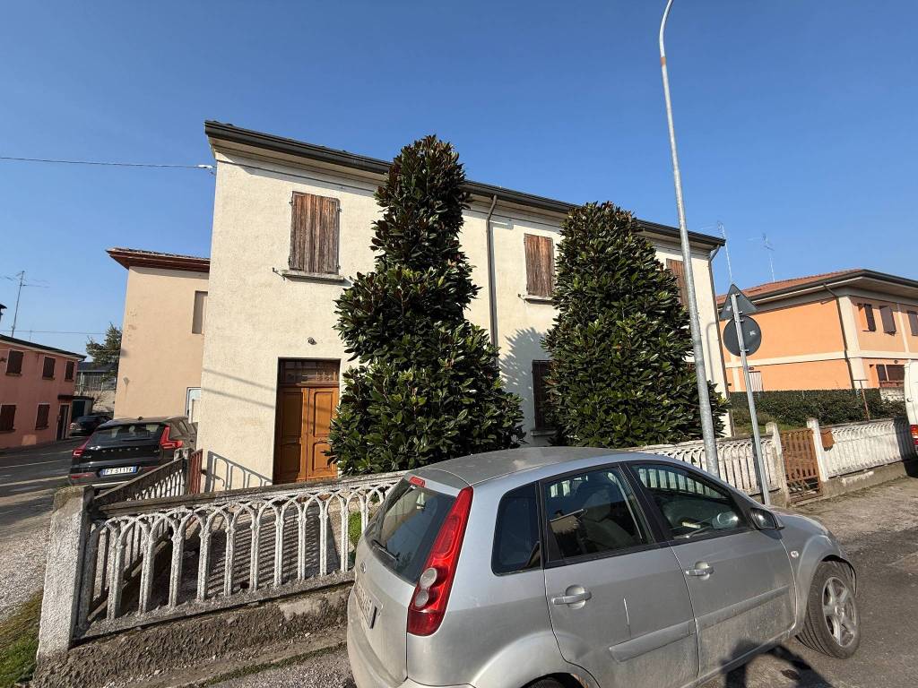 Villa a Conselice in Via 14 Aprile, 78 - Foto 3