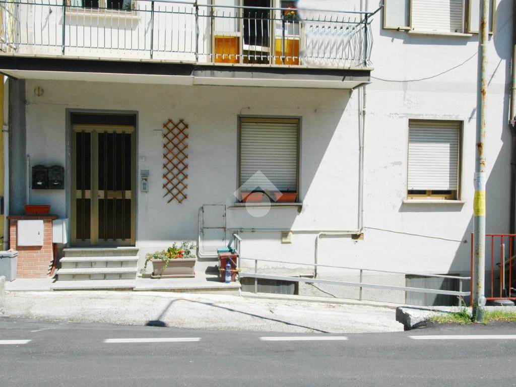 Appartamento a Gualdo tadino in Via Borgovalle, 71 - Foto 2