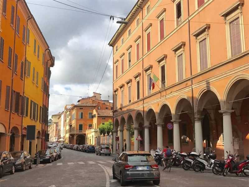 Box / garage a Bologna in Via Massimo d'Azeglio, 70 - Foto 1