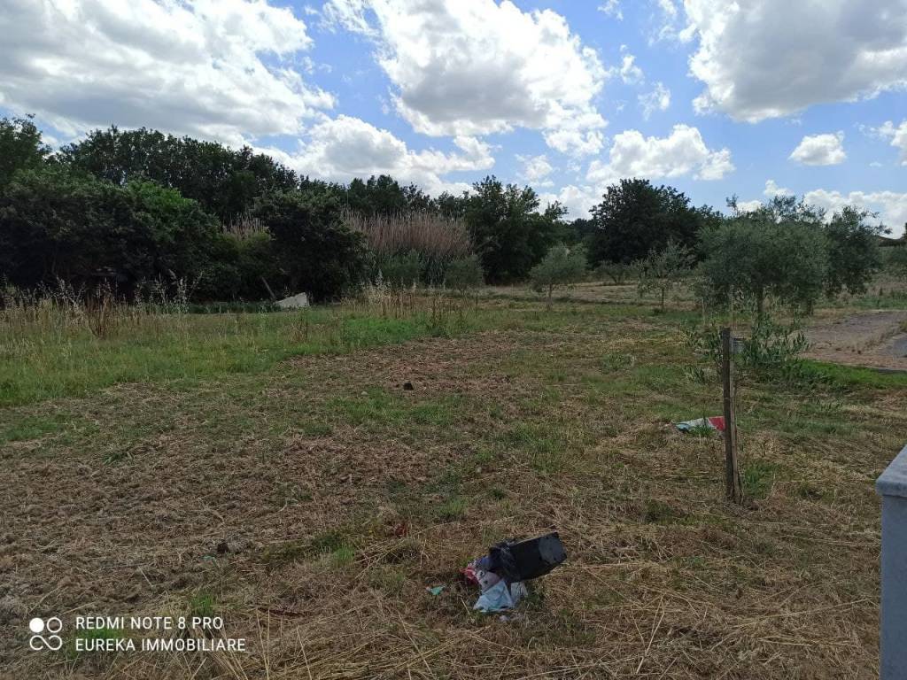 Terreno a Castiglione del lago in Via Soccorso - Foto 4
