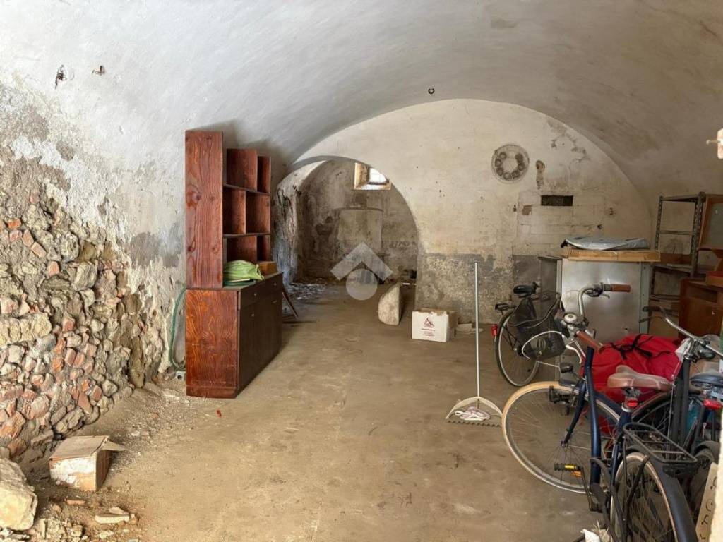 Box / garage a Montalto di castro in Via Trento e Trieste, 9 - Foto 5