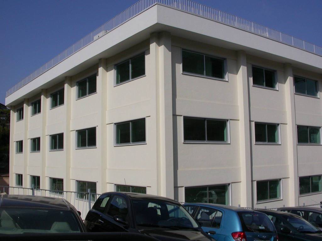 Palazzo / stabile a Napoli in Via Pietro Raimondi, 19 - Foto 2