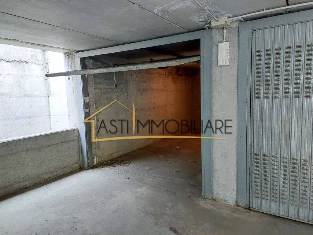Box / garage a Asti in Corso Ivrea, 34 - Foto 5
